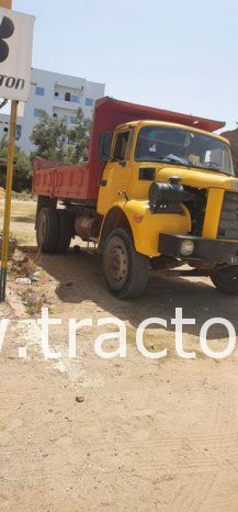 À vendre Camion benne Renault CLR 220 complet