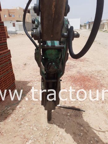 À vendre Brise-roche hydraulique pour tractopelle Montabert complet