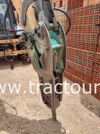 À vendre Brise-roche hydraulique pour tractopelle Montabert complet