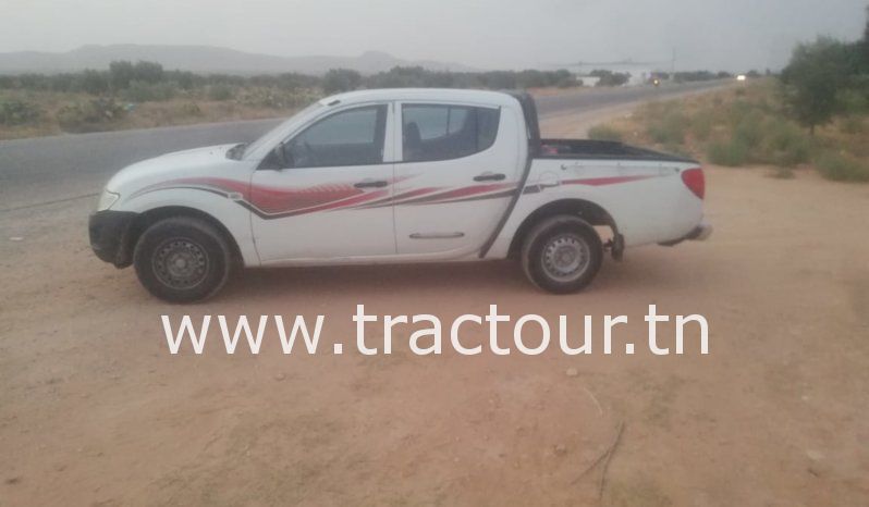 À vendre Camionnette 4 portes avec benne Mitsubishi L200 (2011) complet