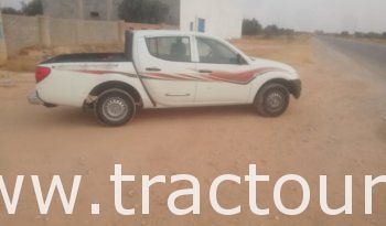À vendre Camionnette 4 portes avec benne Mitsubishi L200 (2011) complet