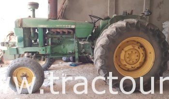 À vendre Tracteur John Deere 2130 (1981) complet