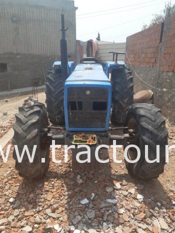 À vendre Tracteur Landini 8860 avec canadienne (2004) complet
