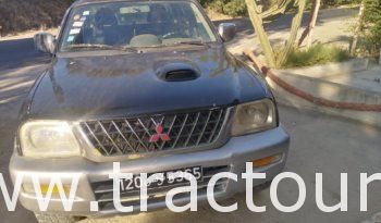 À vendre Pick-up 4×4 avec benne Mitsubishi L200 (2005) complet