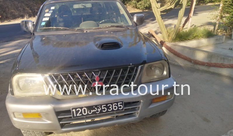 À vendre Pick-up 4×4 avec benne Mitsubishi L200 (2005) complet