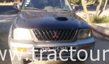 À vendre Pick-up 4×4 avec benne Mitsubishi L200 (2005) complet