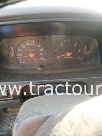 À vendre Pick-up 4×4 avec benne Mitsubishi L200 (2005) complet