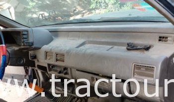 À vendre Camionnette 2 portes avec benne Isuzu complet
