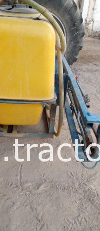 À vendre Pulvérisateur porté 400 litres complet
