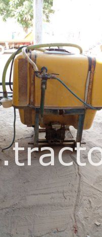 À vendre Pulvérisateur porté 400 litres complet