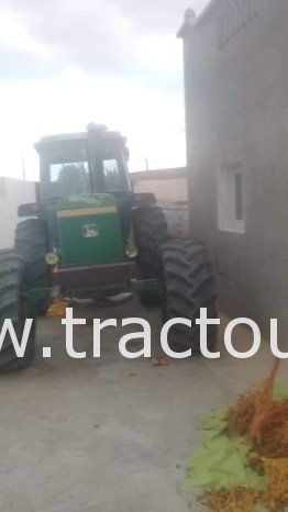 À vendre Tracteur John Deere 4430 – 6 cylindres avec carte grise (1982) complet