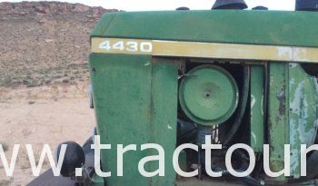 À vendre Tracteur John Deere 4430 – 6 cylindres avec carte grise (1982) complet
