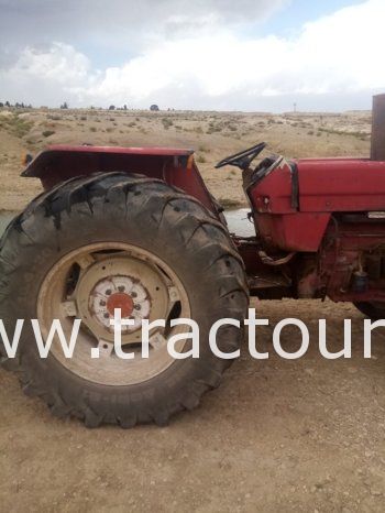 À vendre Tracteur International 784 complet