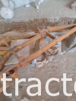 À vendre Charrue à 3 socs Huard complet