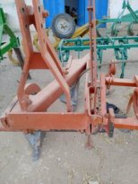 À vendre Charrue à 2 socs MIG-Huard complet