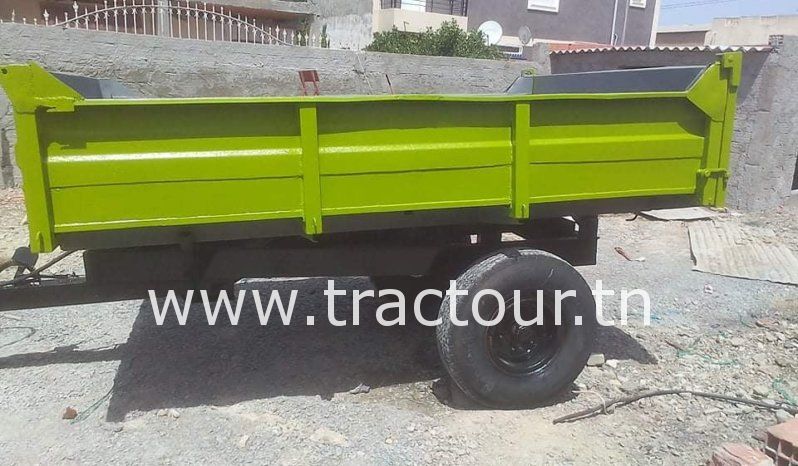 À vendre Semi remorque agricole benne sans carte grise avec pneu 900/20 complet
