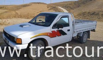 À vendre Camionnette 2 portes avec benne Isuzu complet