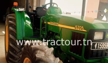 À vendre Tracteur John Deere 5705 (2012) complet