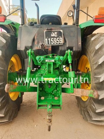 À vendre Tracteur John Deere 5705 (2012) complet