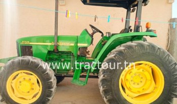À vendre Tracteur John Deere 5705 (2012) complet