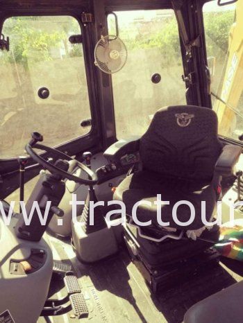 À vendre Tractopelle Case 570 ST complet