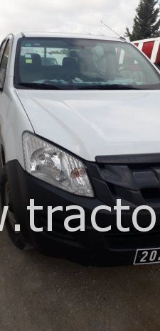À vendre Camionnette 4 portes avec benne Isuzu D-Max Atrous (2018) complet
