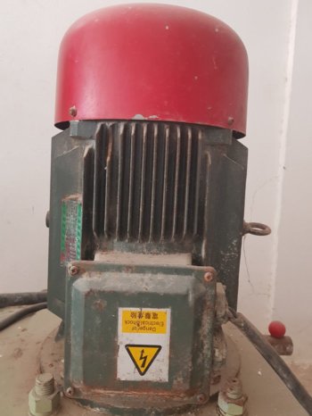 À vendre Broyeur à lames pour plastique complet