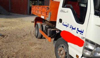 À vendre Camion benne Isuzu NKR 66 complet
