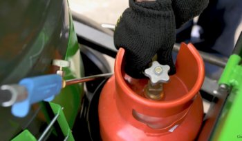 À vendre Répandeuse à bitume – complet