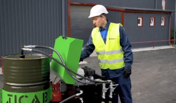 À vendre Répandeuse à bitume – complet