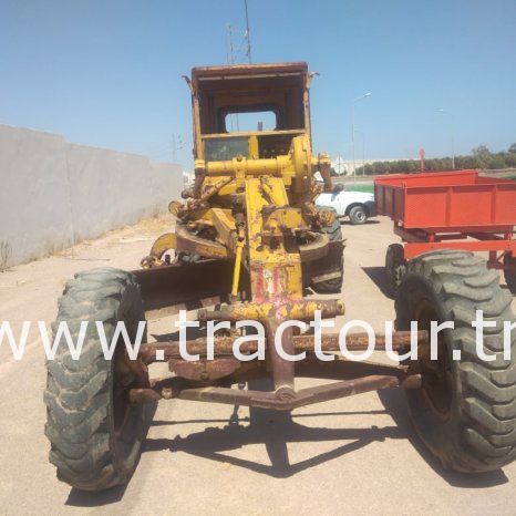À vendre Niveleuse – Grader Caterpillar E complet