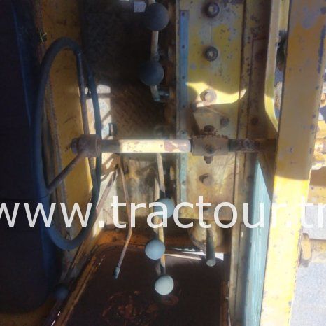 À vendre Niveleuse – Grader Caterpillar E complet