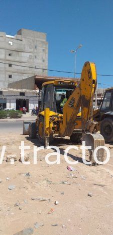 À vendre Tractopelle JCB 3CX (2004) complet