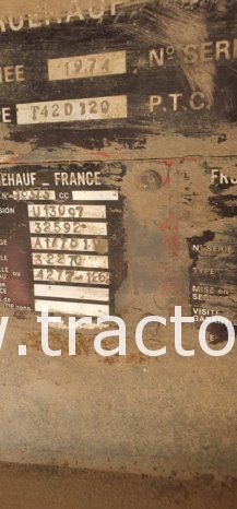 À vendre Semi remorque plateau sans ridelles Fruehauf (1974) complet