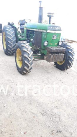 À vendre Tracteur John Deere 3140 complet