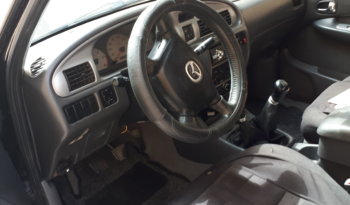 À vendre Pick-up 4×4 avec benne Mazda B2900 (2005) complet