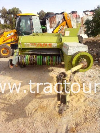 À vendre Presse à paille – Brissa Claas Markant 65 complet