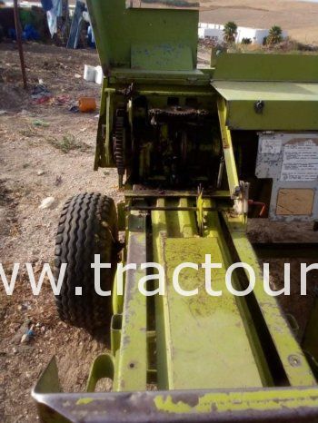 À vendre Presse à paille – Brissa Claas Markant 65 complet
