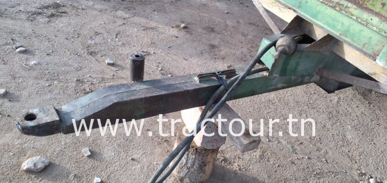 À vendre Semi remorque agricole benne sans carte grise complet