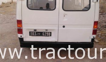 À vendre Utilitaire fourgon Ford Transit – 3 places complet