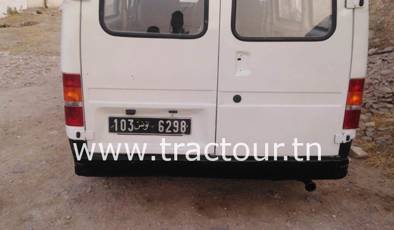 À vendre Utilitaire fourgon Ford Transit – 3 places complet