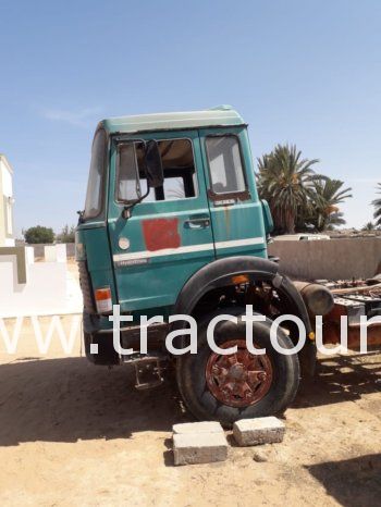 À vendre Tracteur routier 6×4 Iveco 330-35 (1997) complet