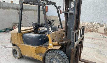 À vendre Chariot élévateur diesel Dalian moteur Isuzu avec carte grise complet