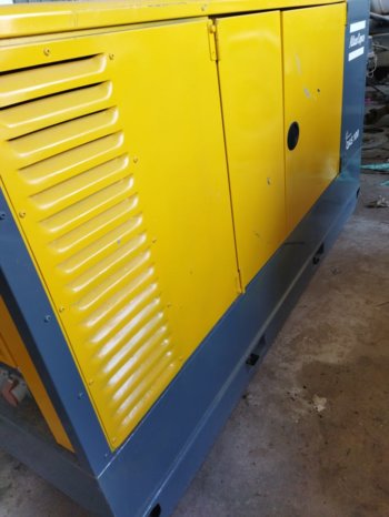 À vendre Groupe électrogène Atlas Copco 10 kVA importé de France complet