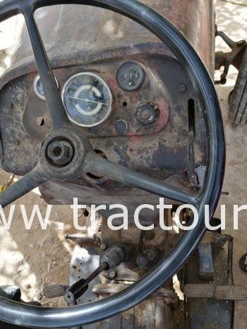 À vendre Tracteur IMT 558 complet