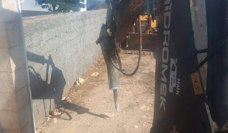 À vendre Brise-roche hydraulique pour tracopelle complet