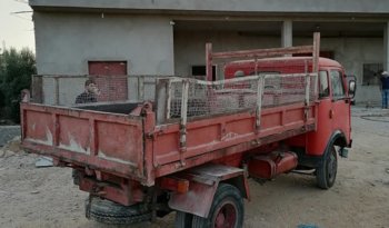 À vendre Camion benne OM 40 (1983) complet