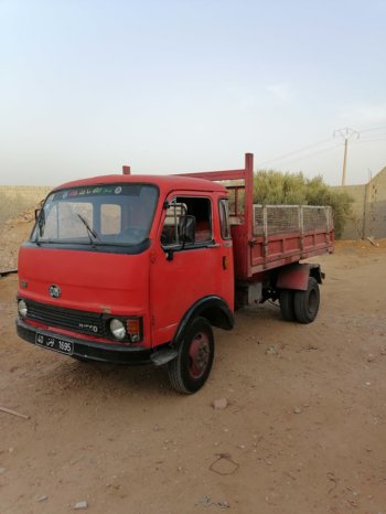 À vendre Camion benne OM 40 (1983) complet