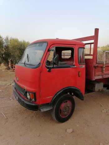 À vendre Camion benne OM 40 (1983) complet