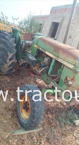 À vendre Tracteur John Deere 2040 sans carte grise complet